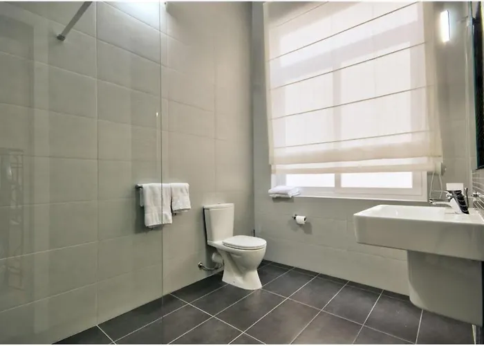 Four Bedroom Typical Maltese Townhouse - One Minute Away From The Seafront Sliema