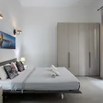 Four Bedroom Typical Maltese Townhouse - One Minute Away From The Seafront *