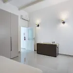 Four Bedroom Typical Maltese Townhouse - One Minute Away From The Seafront Prázdninový dům *